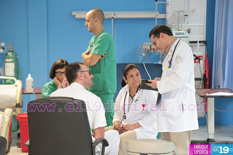 Brigada belga realiza complejas cirug&iacute;as de coraz&oacute;n abierto en Hospital Infantil "La Mascota"